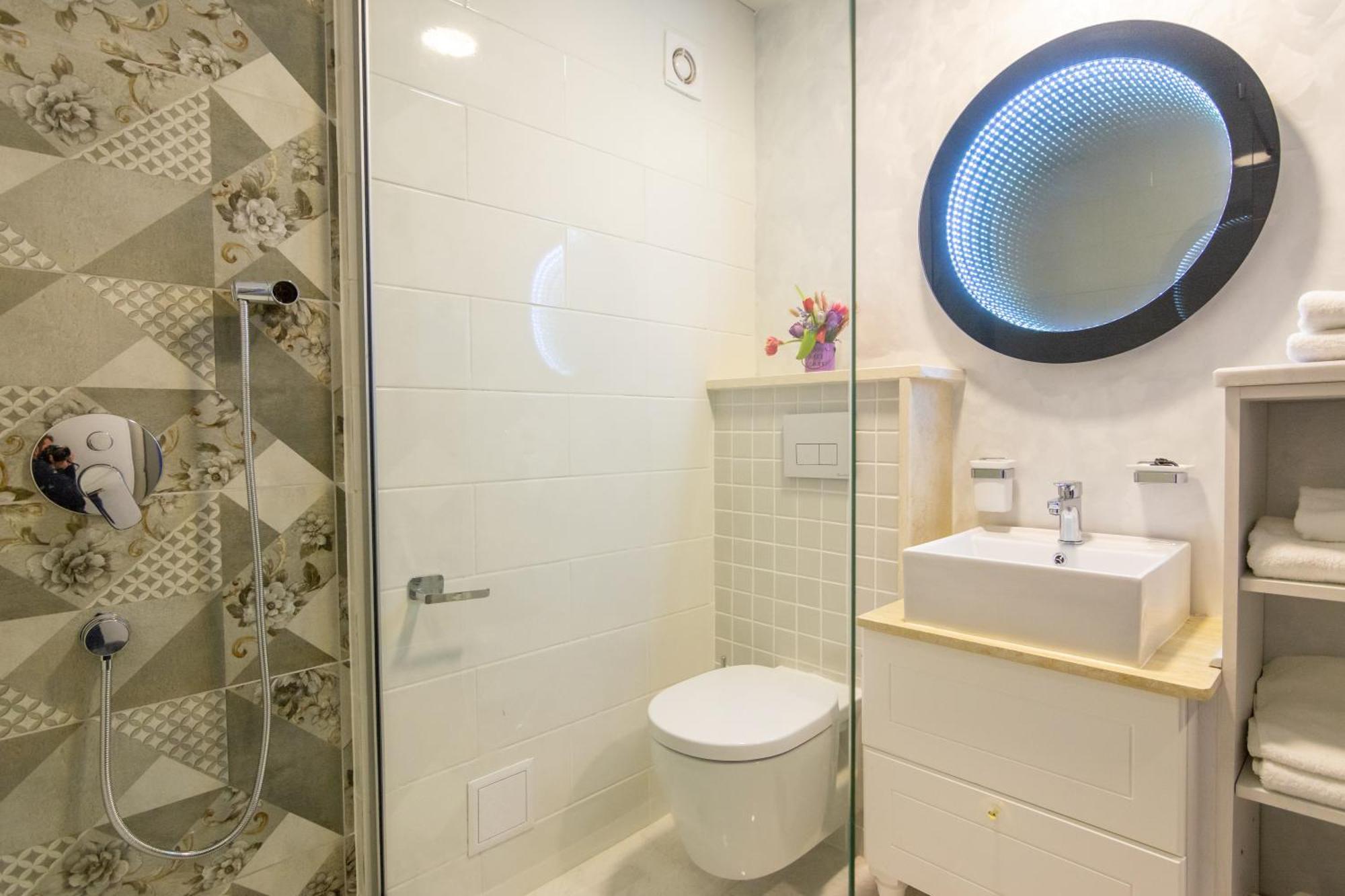 Hotel Craiova By Phoenicia Blue View Олимп Екстериор снимка